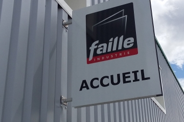 enseigne drapeau faille industrie
